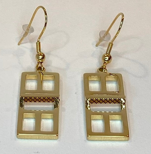 Victory Court Earrings